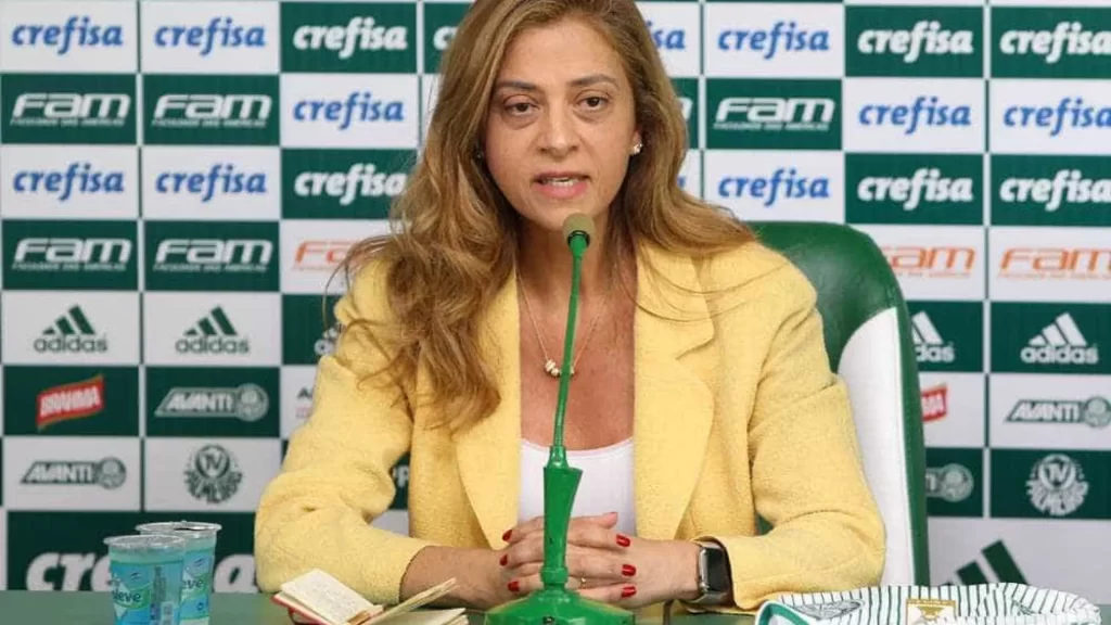Presidente do Palmeiras será consultada em decisões estratégicas na Fifa presidente-do-palmeiras-sera-consultada-em-decisoes-estrategicas-na-fifa