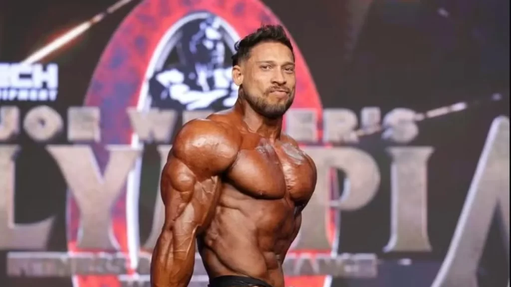 Ramon Dino leva título inédito do Mr. Olympia após bater duas vezes na trave ramon-dino-leva-titulo-inedito-do-mr.-olympia-apos-bater-duas-vezes-na-trave