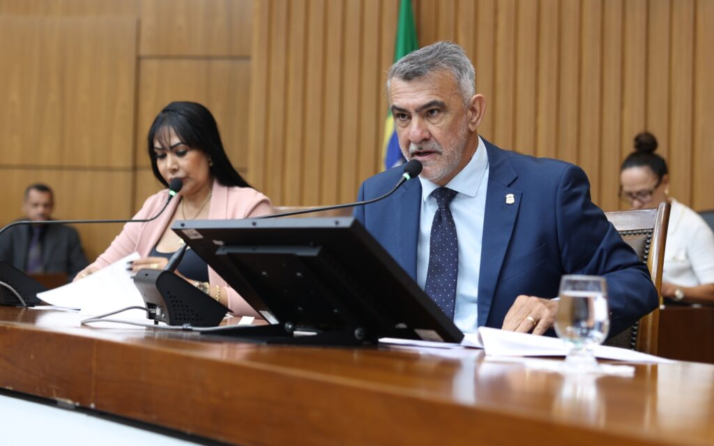 Presidente da Aleto encaminha PCCR da Educação para a CCJ presidente-da-aleto-encaminha-pccr-da-educacao-para-a-ccj