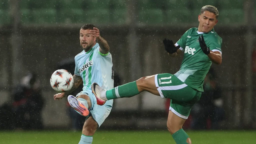 atacante-do-betis-rebate-rumores’:-“nao-sou-gay,-mas-e-se-fosse?”