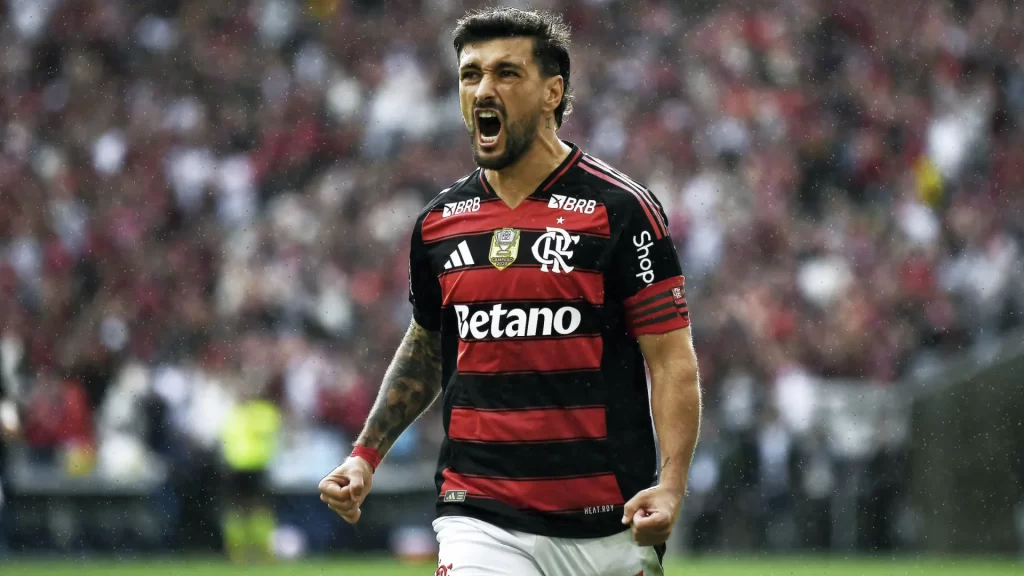 arrascaeta-relata-tentativa-de-assalto-apos-vitoria-do-flamengo-no-maracana
