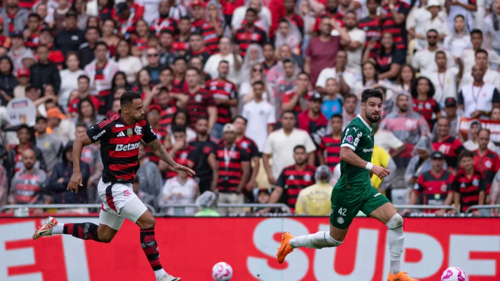Como chegam rivais de Flamengo e Palmeiras na Libertadores como-chegam-rivais-de-flamengo-e-palmeiras-na-libertadores