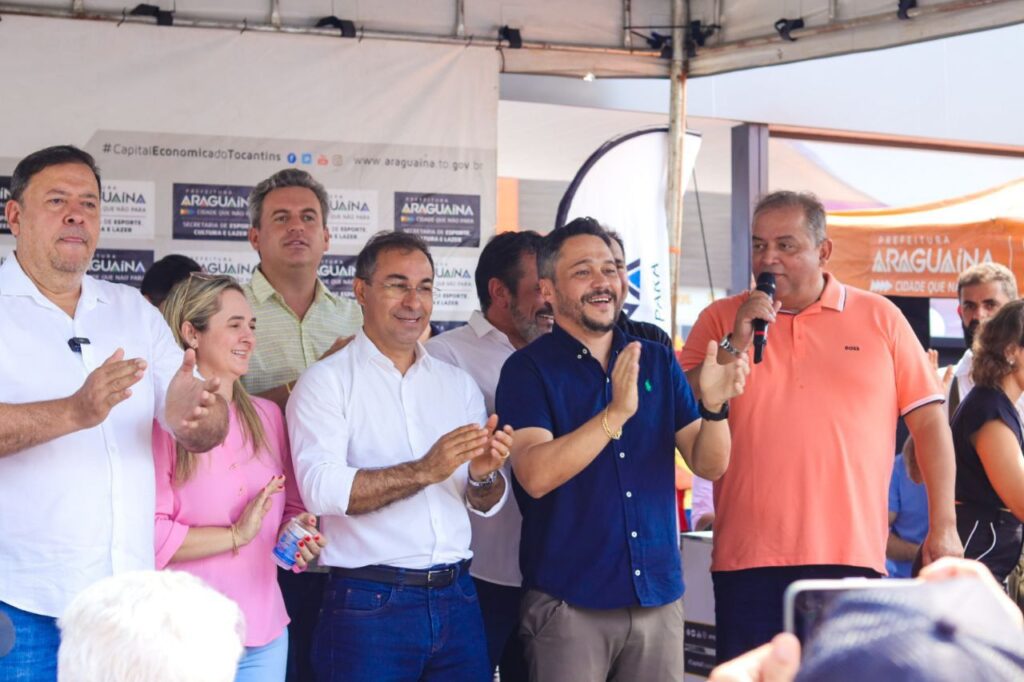 Nova Praça das Bandeiras simboliza sonho realizado dos araguainenses, diz Max Fleury nova-praca-das-bandeiras-simboliza-sonho-realizado-dos-araguainenses,-diz-max-fleury
