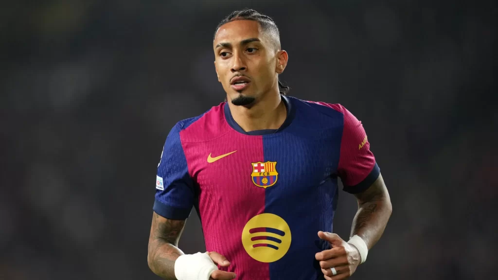raphinha-concorre-ao-premio-de-melhor-jogador-da-fifa;-confira-lista