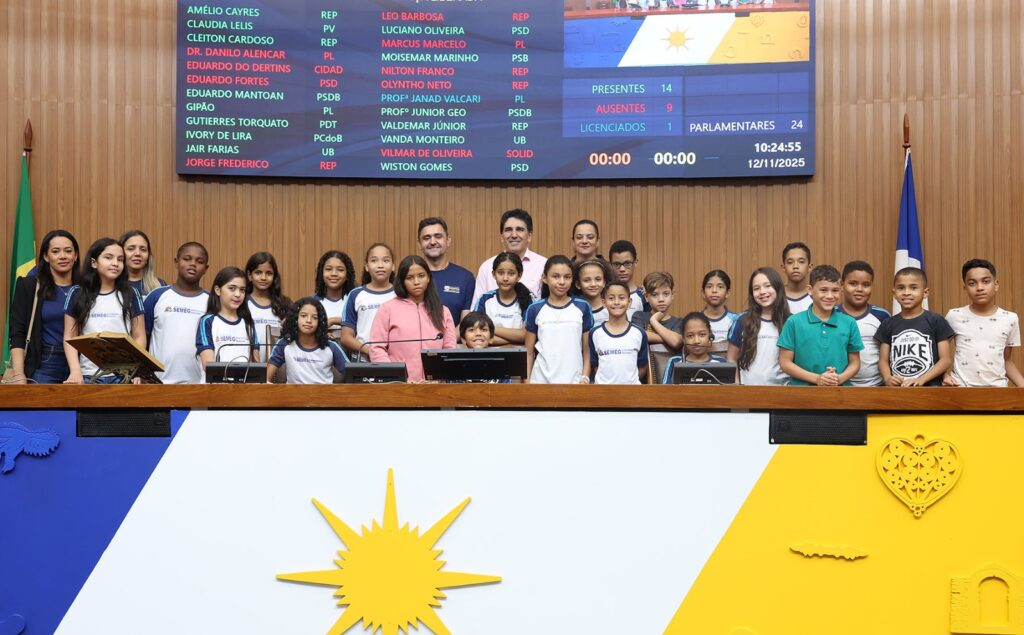 Escola do Legislativo recebe estudantes de Gurupi em visita guiada pela Aleto escola-do-legislativo-recebe-estudantes-de-gurupi-em-visita-guiada-pela-aleto