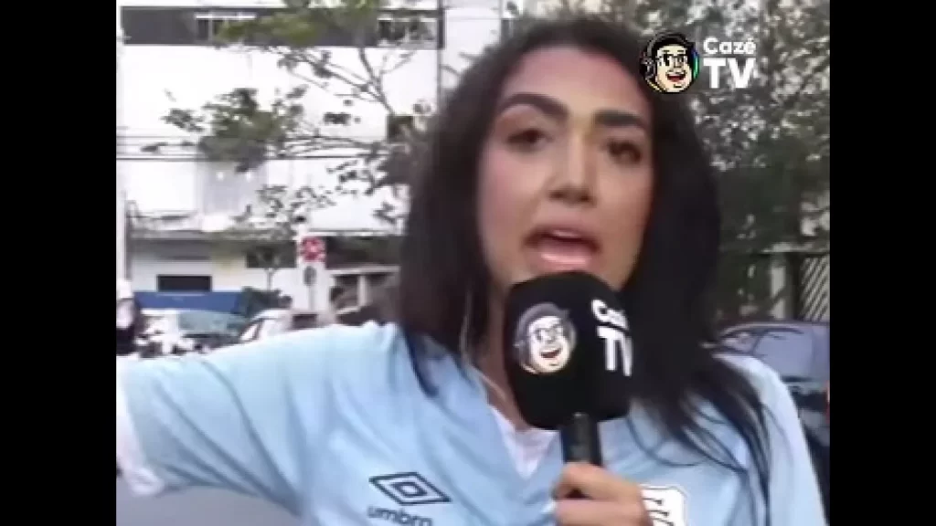 reporter-da-caze-tv-sofre-agressao-em-jogo-do-santos