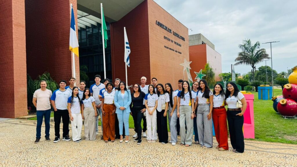 estudantes-da-escola-estadual-liberdade-visitam-aleto-por-meio-de-projeto-de-janad-valcari