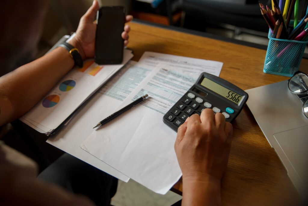 dados-apontam:-no-tocantins-cerca-de-300-mil-pessoas-tem-dividas-e-nao-sabem