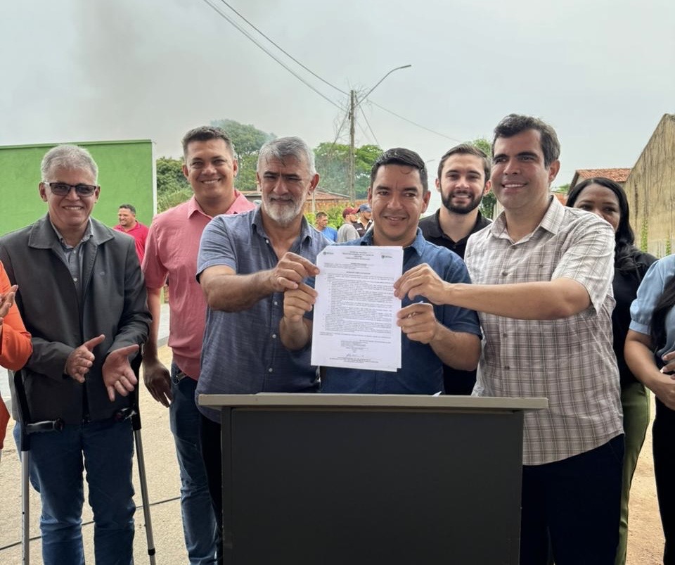 Deputado Amélio celebra retomada das obras de creche em São Miguel do Tocantins deputado-amelio-celebra-retomada-das-obras-de-creche-em-sao-miguel-do-tocantins