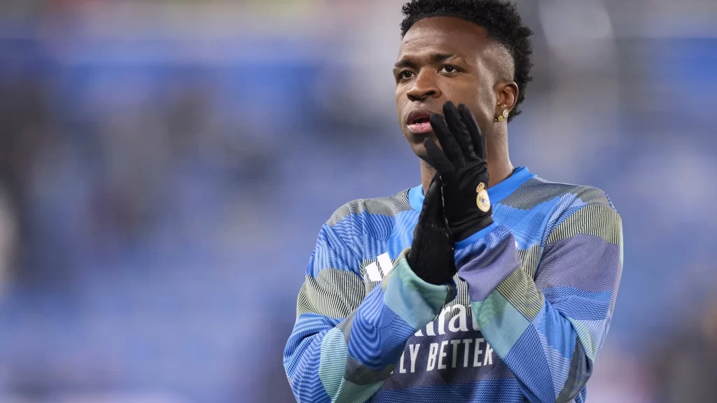“vinicius-jr.-nao-merece-receber-o-que-o-real-madrid-lhe-paga-atualmente”