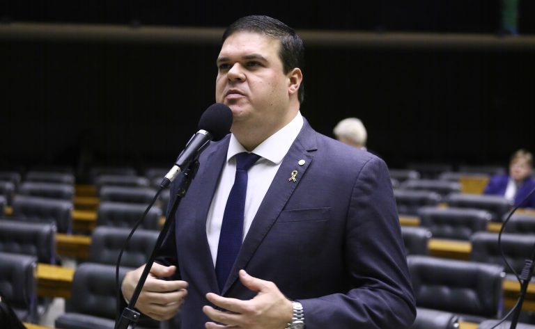 Comissão aprova suspensão de limite de cobertura para urgência de saúde comissao-aprova-suspensao-de-limite-de-cobertura-para-urgencia-de-saude