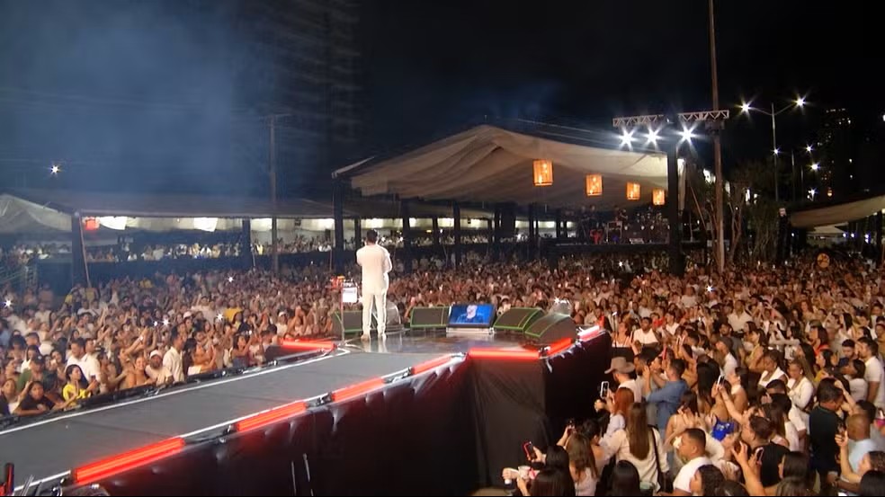 Show privado de Murilo Huff reúne grande público no Ano Novo em Palmas show-privado-de-murilo-huff-reune-grande-publico-no-ano-novo-em-palmas