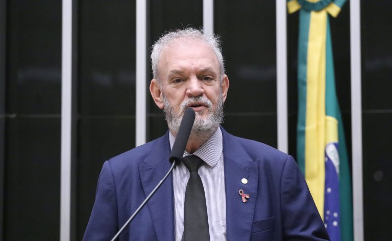 Comissão aprova criação de política nacional de combate à sífilis congênita comissao-aprova-criacao-de-politica-nacional-de-combate-a-sifilis-congenita