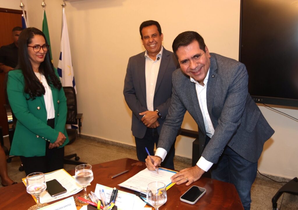 marcus-marcelo-capitaliza-protagonismo-na-educacao-e-fortalece-base-politica-no-setor