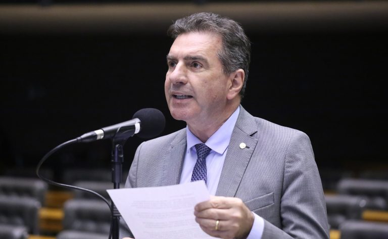 Comissão aprova prazo de até 120 dias para banco formalizar contratos do Minha Casa, Minha Vida comissao-aprova-prazo-de-ate-120-dias-para-banco-formalizar-contratos-do-minha-casa,-minha-vida