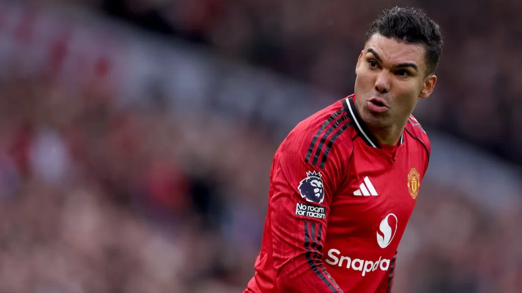Casemiro entra na mira do LA Galaxy e de times do Brasil, diz jornal casemiro-entra-na-mira-do-la-galaxy-e-de-times-do-brasil,-diz-jornal