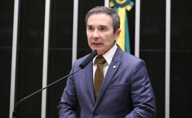 Projeto permite uso do FGTS para tratamento de saúde de animais de estimação projeto-permite-uso-do-fgts-para-tratamento-de-saude-de-animais-de-estimacao