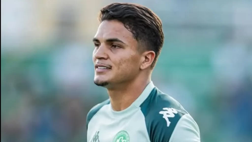 meia-da-chape-sobreviveu-a-tiro-no-rosto-e-relembra-violencia