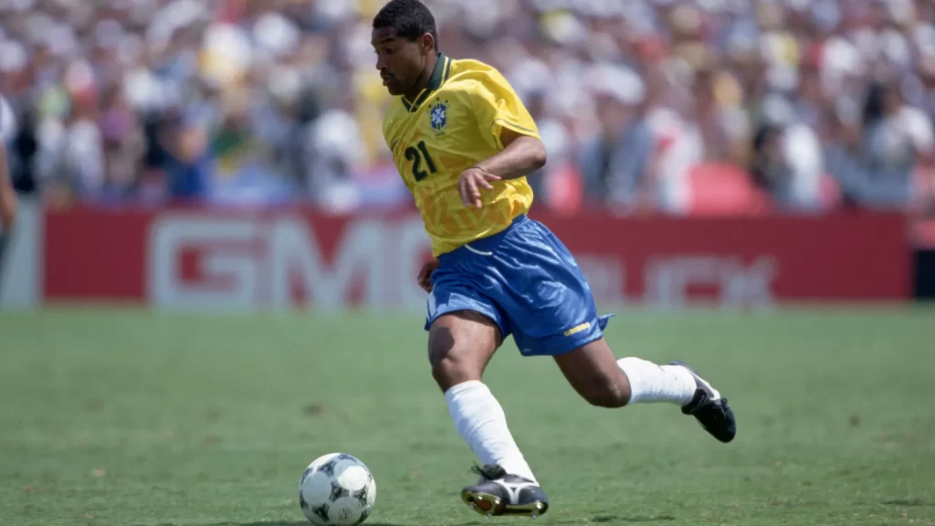 Campeão com a Seleção em 1994, ex-atacante é condenado à prisão campeao-com-a-selecao-em-1994,-ex-atacante-e-condenado-a-prisao