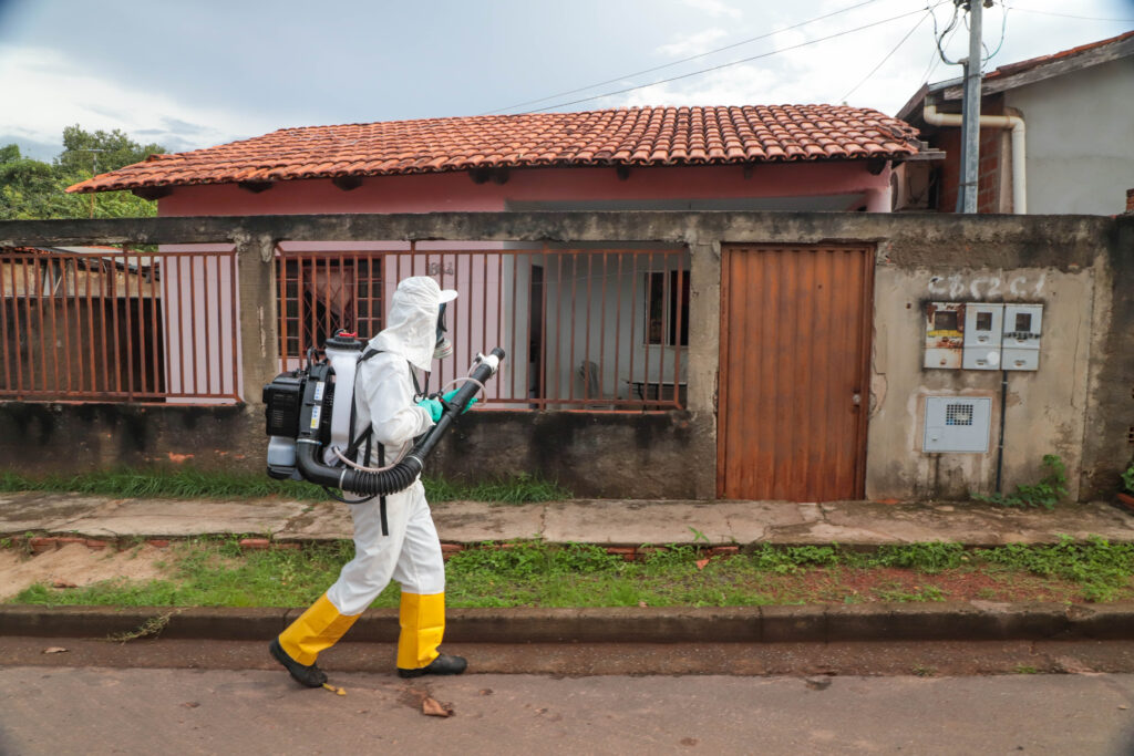 Casos de dengue quase duplicam em nove dias casos-de-dengue-quase-duplicam-em-nove-dias