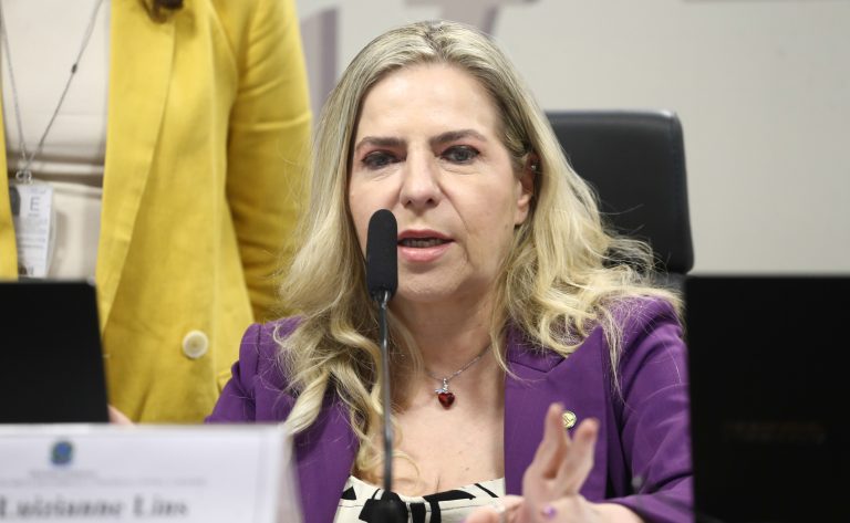 Comissão debate violência contra mulheres negras e indígenas comissao-debate-violencia-contra-mulheres-negras-e-indigenas