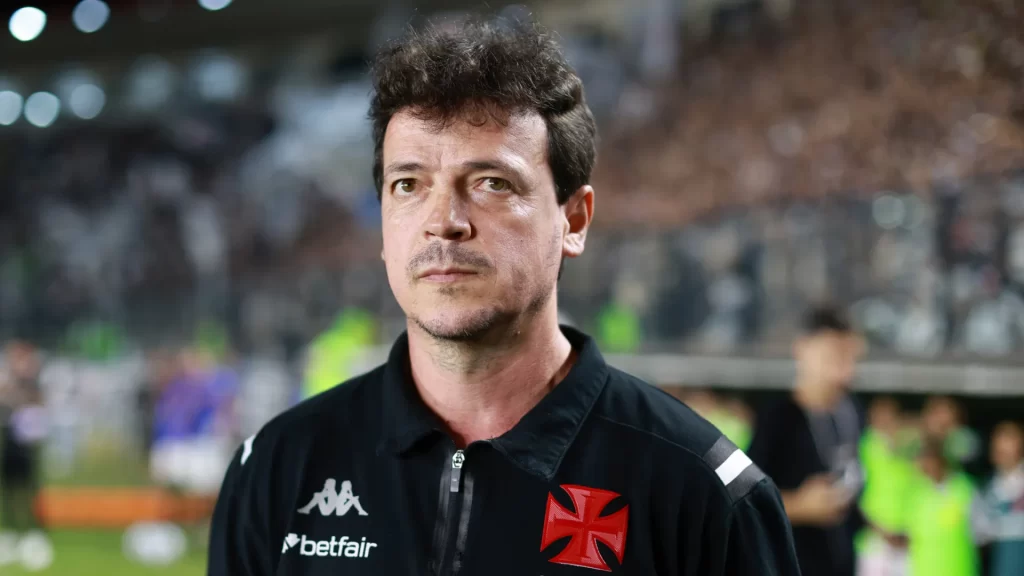 Corinthians inverte lógica da seleção brasileira e troca Dorival por Diniz corinthians-inverte-logica-da-selecao-brasileira-e-troca-dorival-por-diniz