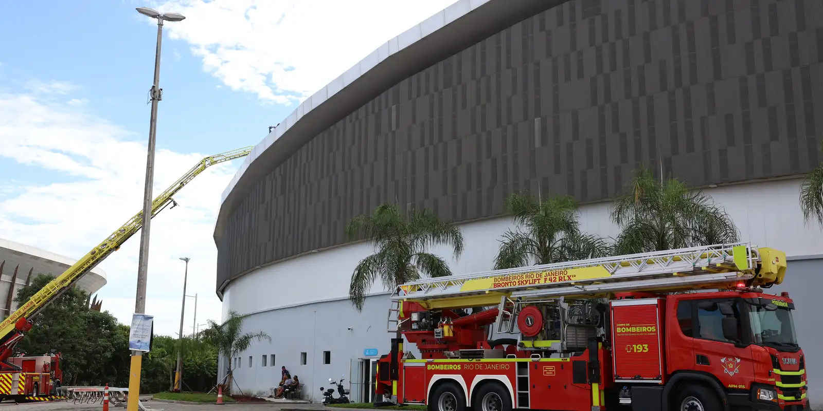 Defesa Civil do Rio interdita parte do Velódromo atingido por incêndio defesa-civil-do-rio-interdita-parte-do-velodromo-atingido-por-incendio
