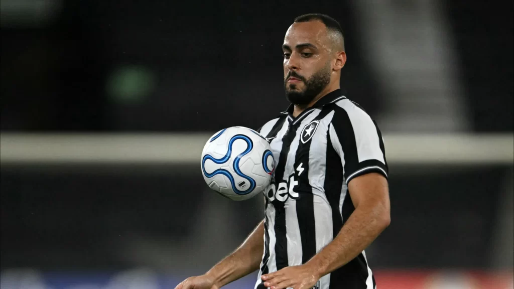 botafogo-peca-na-pontaria-e-so-empata-com-caracas-na-estreia-de-franclim