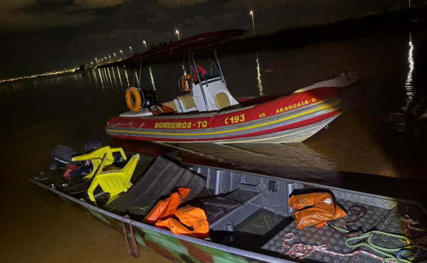 Seis pessoas são resgatadas após canoa virar entre Palmas e Luzimangues bombeiros-resgatam-seis-pessoas-apos-naufragio-de-canoa-entre-palmas-e-luzimangues-–-bombeiros-to