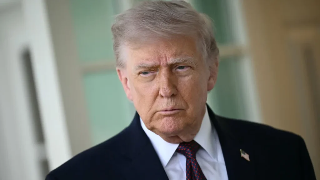 trump-diz-que-ira-deveria-se-render,-e-teera-afirma-que-conflito-‘ainda-nem-comecou’