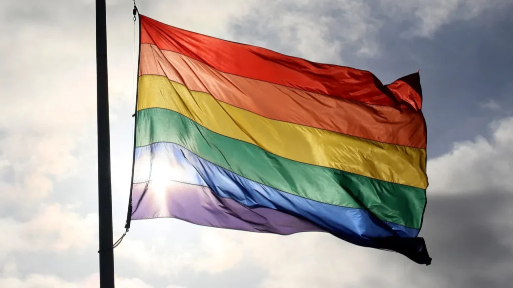 Vaticano publica documento sobre inclusão de LGBTQIA+ e com críticas à ‘cura gay’ vaticano-publica-documento-sobre-inclusao-de-lgbtqia+-e-com-criticas-a-‘cura-gay’