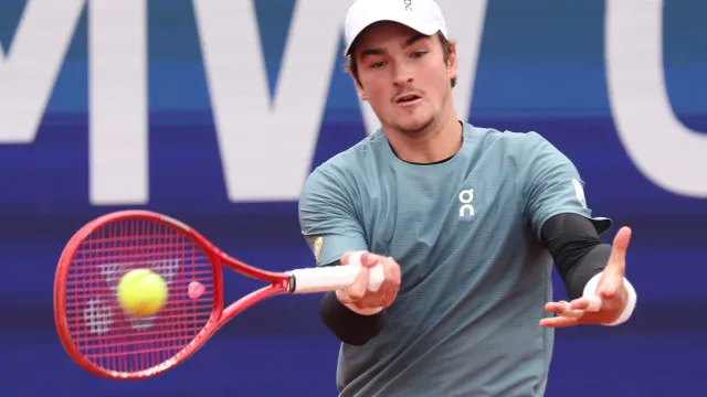 João Fonseca disputa vaga na semifinal de Roland Garros a partir das 15h15 de terça-feira joao-fonseca-disputa-vaga-na-semifinal-de-roland-garros-a-partir-das-15h15-de-terca-feira