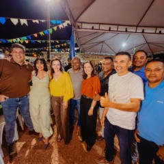Recebida pela comunidade: Dorinha prestigia Festejo de Santo Antônio, no Aureny III recebida-pela-comunidade:-dorinha-prestigia-festejo-de-santo-antonio,-no-aureny-iii
