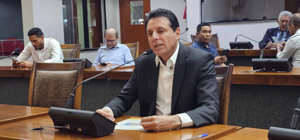 Deputado Nilton Franco solicita instalação de Núcleo de Tratamento para Autistas em Paraíso deputado-nilton-franco-solicita-instalacao-de-nucleo-de-tratamento-para-autistas-em-paraiso