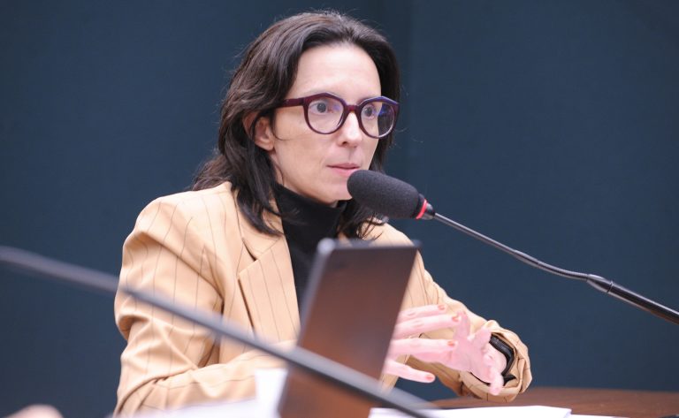 Comissão aprova campanha sobre o uso equilibrado de tecnologias digitais comissao-aprova-campanha-sobre-o-uso-equilibrado-de-tecnologias-digitais