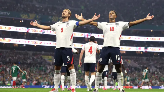 Inglaterra venceu o México por 3 a 2 no Estádio Azteca, eliminou os anfit inglaterra-venceu-o-mexico-por-3-a-2-no-estadio-azteca,-eliminou-os-anfit