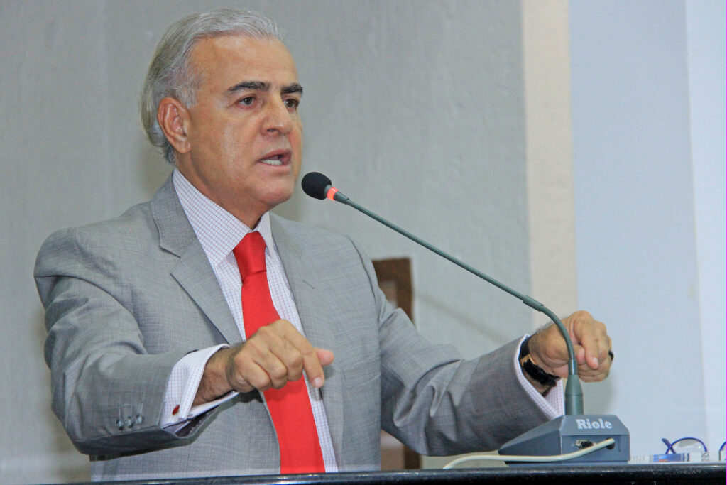 a-reacao-de-paulo-mourao-as-palavras-de-iraja:-“as-urnas-e-que-falam-por-nos”