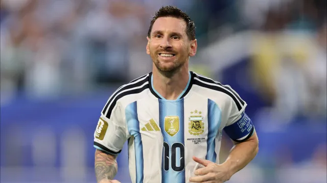 Forbes chama Messi de ‘Princesa da Fifa’ e cita críticas a craque forbes-chama-messi-de-‘princesa-da-fifa’-e-cita-criticas-a-craque