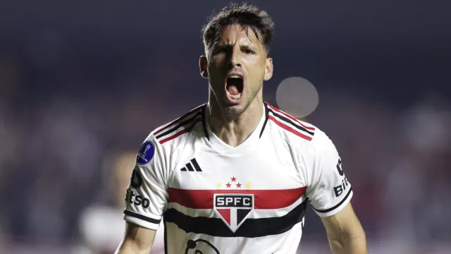 São Paulo entra em acordo com Calleri, e renovação fica pela assinatura sao-paulo-entra-em-acordo-com-calleri,-e-renovacao-fica-pela-assinatura