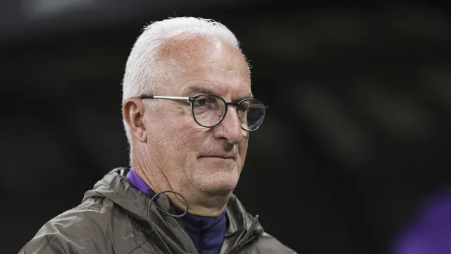 Dorival se desespera com a irregularidade do São Paulo: ‘Não dá para aceitar e entender’ dorival-se-desespera-com-a-irregularidade-do-sao-paulo:-‘nao-da-para-aceitar-e-entender’