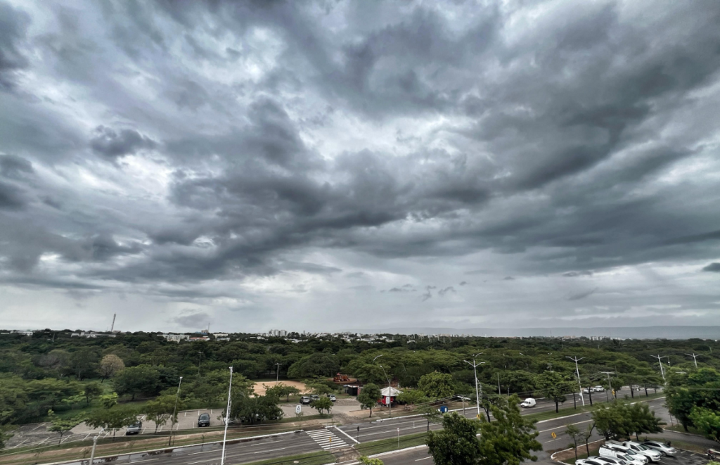 tocantins-tem-alerta-para-tempestades-e-ventos-fortes-neste-fim-de-semana;-confira-previsao
